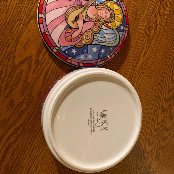 Herald Angel Mikasa dish - Picture 4 of 6
